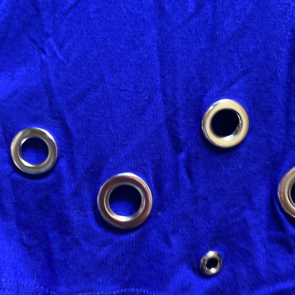 Top - Picture 2 of 5